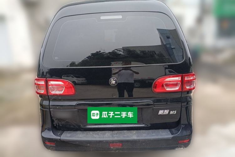 Used FORTHING Lingzhi 2023 M5 1.6L Utility Model 7 Seats
