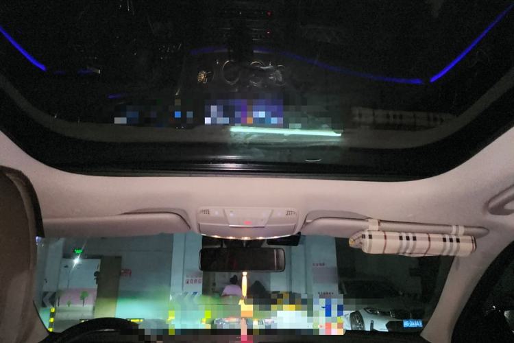 Used Mercedes-Benz E-Class New Energy 2022 Restyled E 350 e L Plug-in Hybrid Sedan Headliner