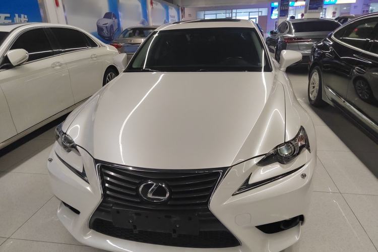 Used Lexus IS 2015 200T Fēngshàng Edition