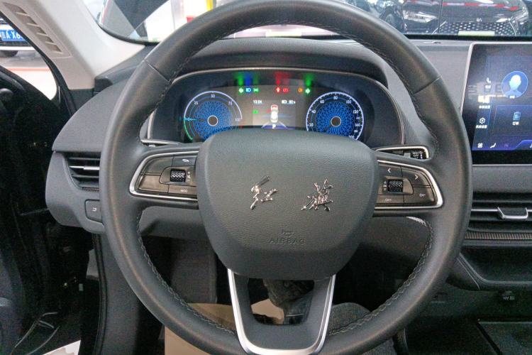 Used Hongqi E-QM5 2023 Revised Version Basic Travel Edition
