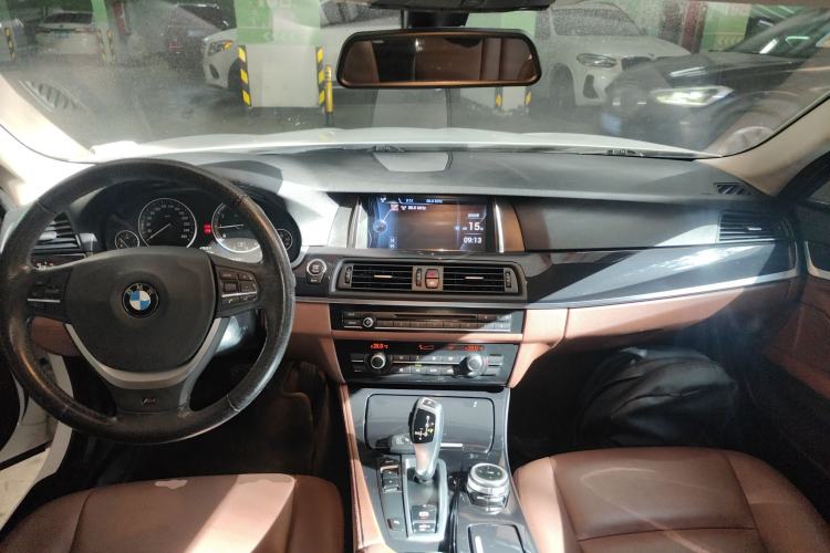 Used BMW 5 Series 2015 520i Elegant Edition