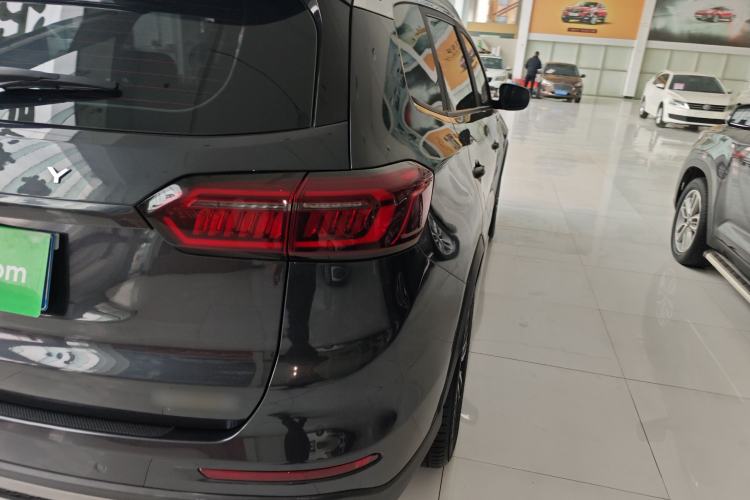 Used Chery Tiggo 8 PLUS 2021 290TGDI DCT Haoting Edition