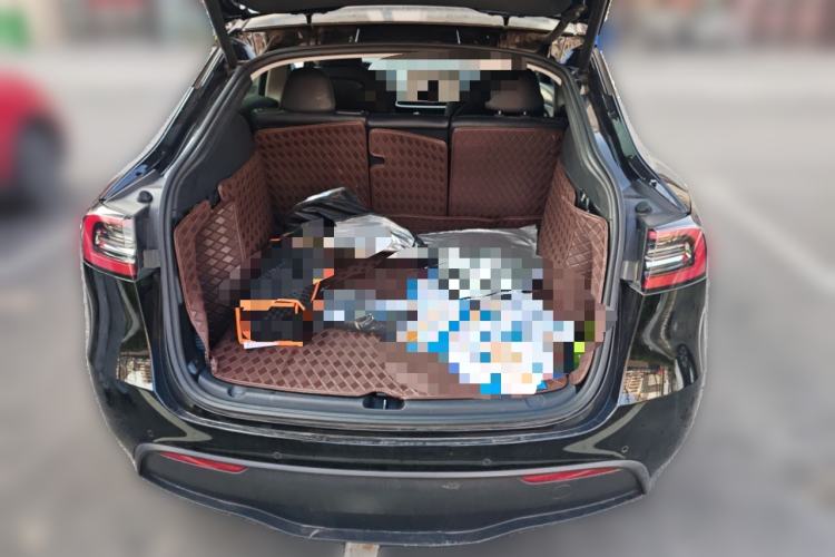 Used Tesla Model Y 2022 Rear-Wheel-Drive Version Trunk