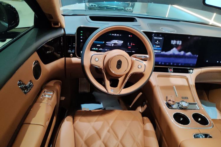 Used Hima S800 2025 Model, Range-Extended Starlight Premium Edition, 5 Seats Steering Wheel