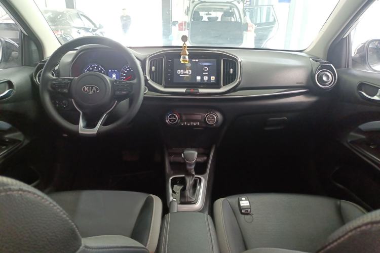 Used Kia kx1 Stonic 2021 1.4L CVT Fun & Sunroof Model