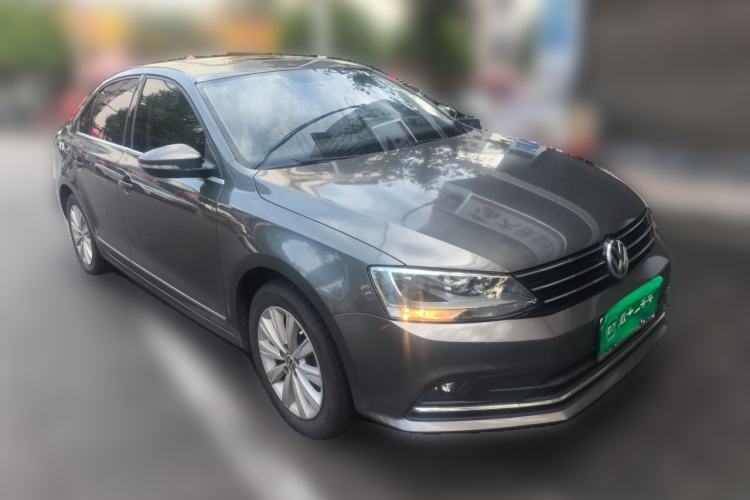 Used Volkswagen Sagitar 2015 230TSI Automatic Comfort Version