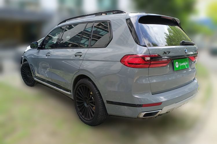 Used BMW X7 2020 xDrive40i Luxury Package with Premium Features