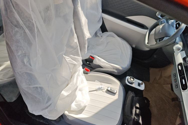 Used Geely Galaxy Panda 2025 210km Panda Rider Right Front Seat