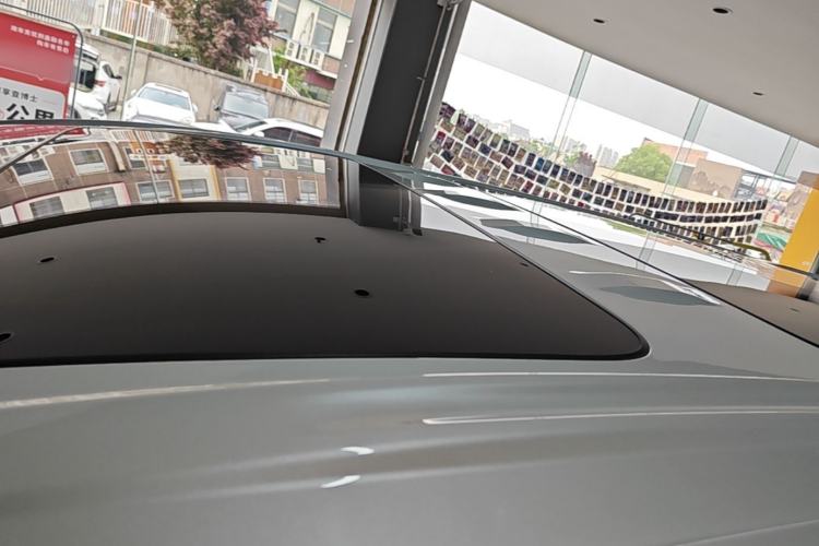 Used Buick Century 2023 2.0T Six-Seater Yinshi Edition Roof