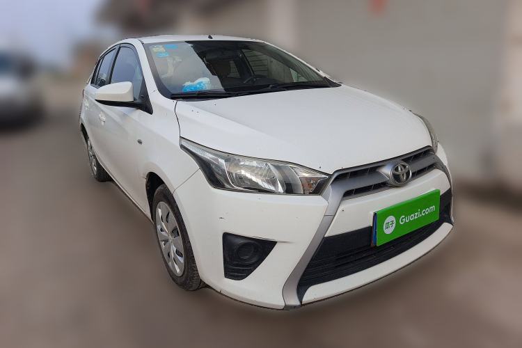 Used Toyota YARiS L Zhi Xuan 2015 1.5E Automatic Charm Edition Front Right 45 Deg