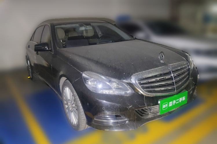 Used Mercedes-Benz E-Class 2015 E 200 L Front Right 45 Deg