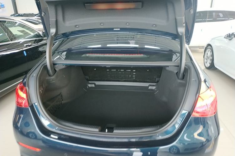 Used Mercedes-Benz C-Class 2023 Second Facelift C 260 L Starry Night Sports Edition Trunk