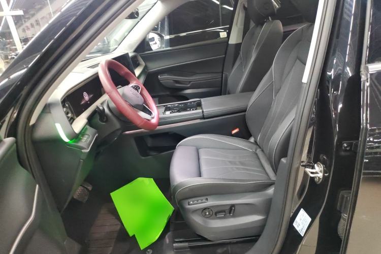 Used Volkswagen Teramont 2025 Tiguan Pro 450TSI 4Motion Crosswind Edition