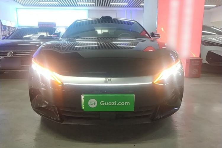Used BYD Han 2025 DM-i Intelligent Driving Edition 125KM LiDAR Flagship Model