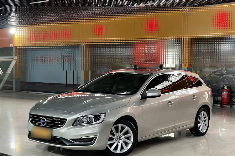 Used Volvo V60 2017 T5 Zhiyi Edition China V Standard