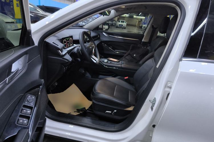 Used Haval H6 2024 1.5T Two-Wheel-Drive Classic Edition