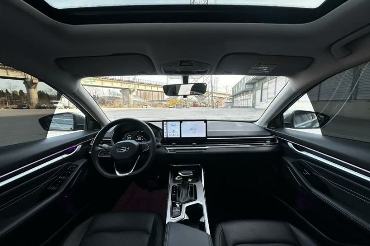 Used Geely Auto Emgrand 2023 4th Generation Champion Edition 1.5L CVT Prestige Model Interior 3