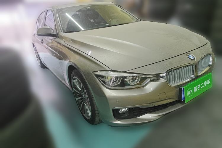 Used BMW 3 Series 2019 320Li Fashion Model Front Right 45 Deg