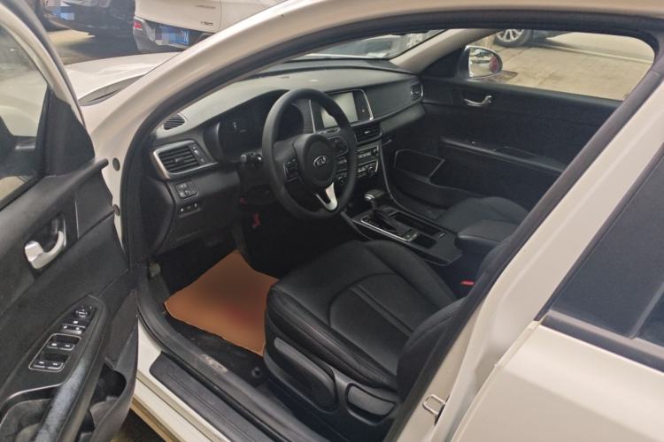 Used Kia K5 2016 2.0L Hybrid GLS