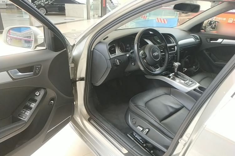 Used Audi A4L 2016 35 TFSI Collector's Edition Automatic Standard Model