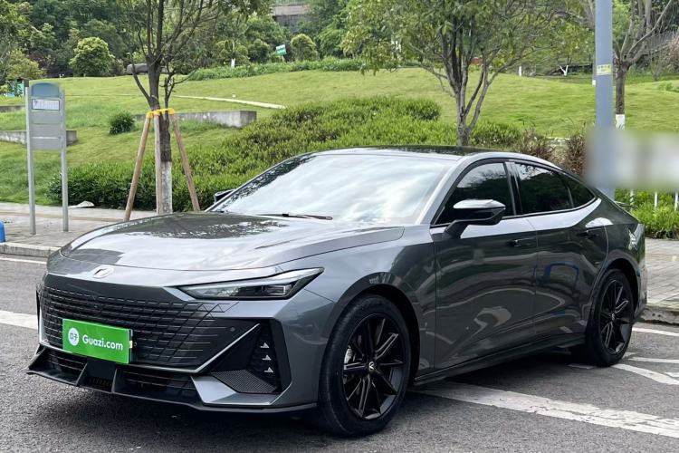 Used CHANGAN UNI-V 2022 1.5T Prestige Version