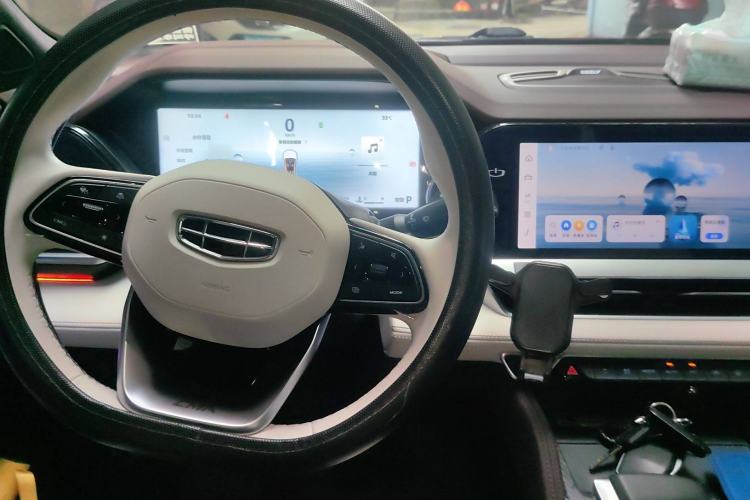 Used Geely Auto Monjaro L 2024 2.0TD High-Power Automatic Two-Wheel Drive Yunqi Version
