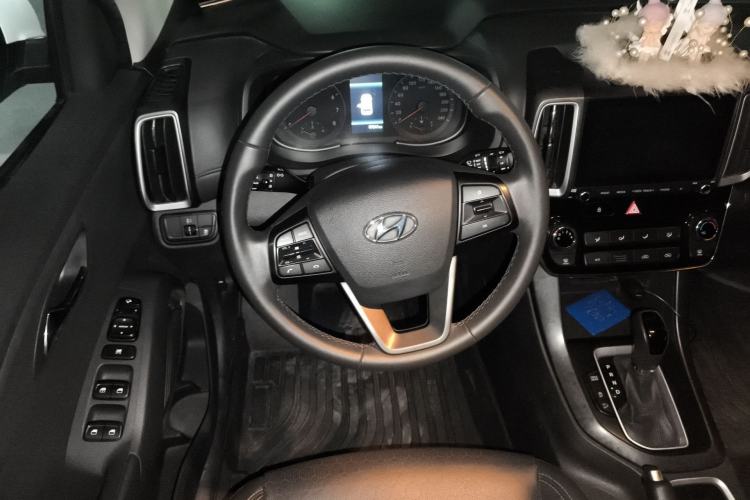 Used Hyundai ix35 2019 2.0L Automatic 2WD Zhiyong·Changxiang Edition China VI Standard Steering Wheel