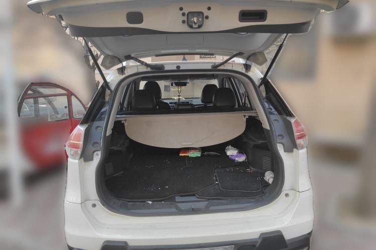 Used Nissan X-Trail 2015 2.0L CVT Comfort MAX Edition 2WD