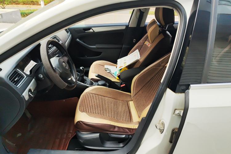 Used Volkswagen Sagitar 2014 Revised Version 1.6L Manual Leading Edition Left Front Seat