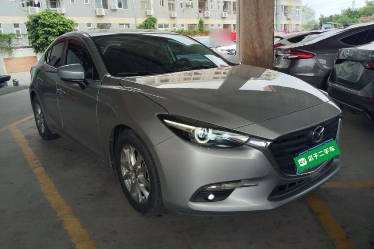 Used Mazda 3 Axela 2017 Sedan 1.5L Automatic Luxury Model China VI Standard