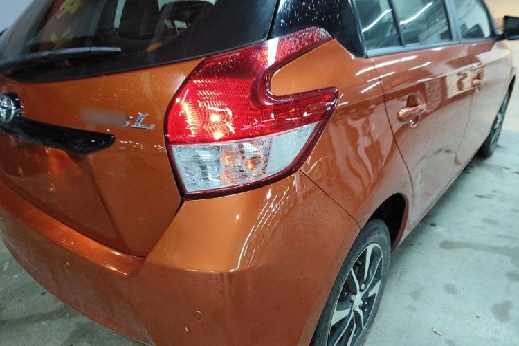 Used Toyota YARiS L Zhi Xuan 2015 1.5G Automatic Orange Limited Edition Right Rear Taillight