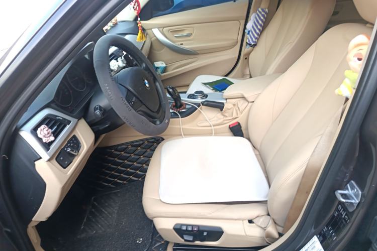 Used BMW 3 Series 2014 320i Active Edition
