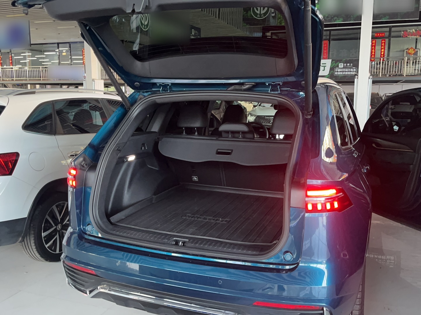 Geely Auto Monjaro L 2021 2.0TD DCT EVO Two-Wheel Drive Smart Luxury Version — снимка 15