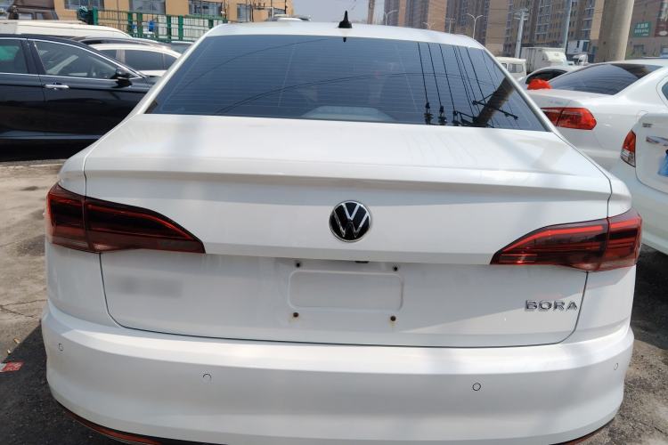 Used Volkswagen Bora 2021 1.5L Manual Comfort Smart Connect Edition
