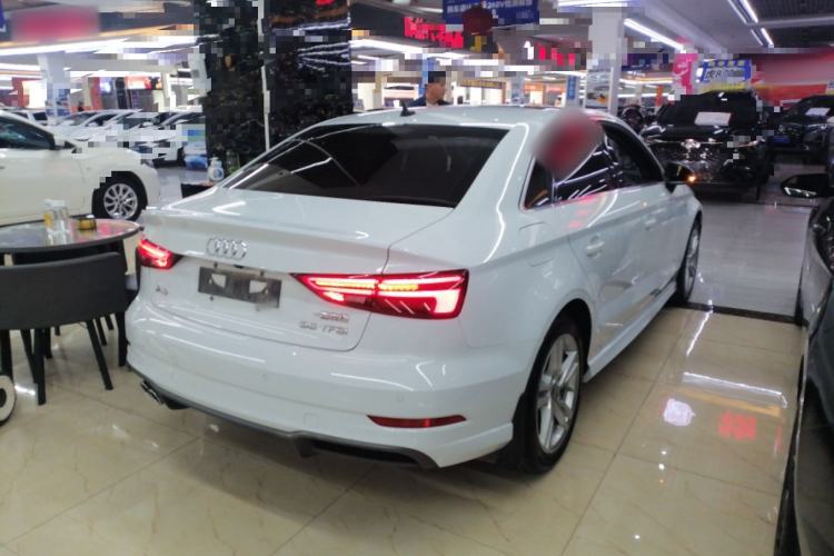 Used Audi A3 2019 Limousine 35 TFSI Fashion Edition China V standard

