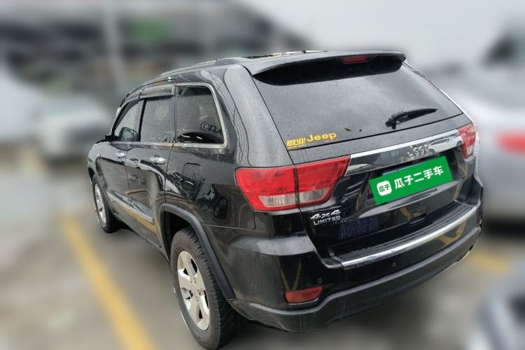 Used Jeep Grand Cherokee 2011 3.6L Luxury Edition
