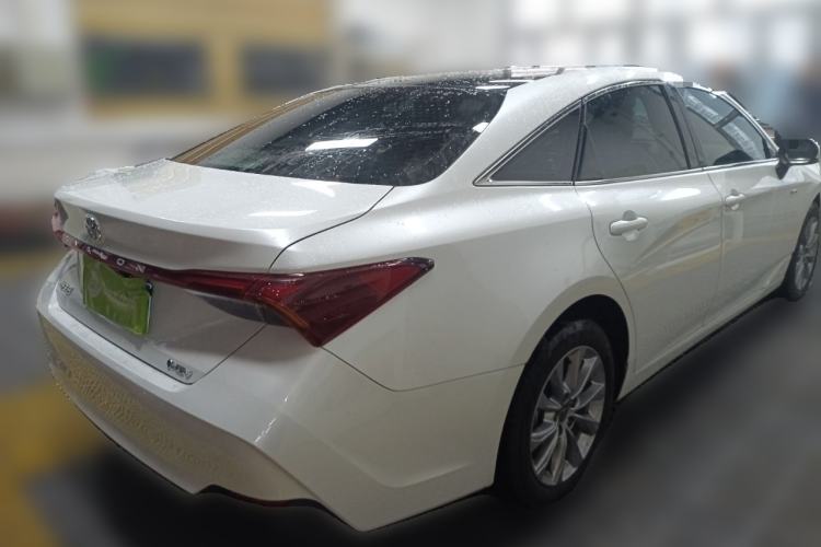 Used Toyota Avalon 2024 Dual-Motor 2.0L Premium Edition