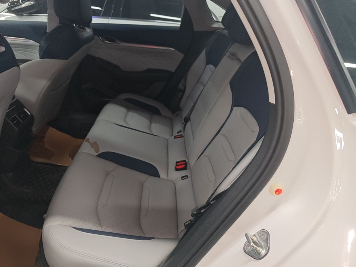 Geely Auto Preface 2023 2.0TD Prestige Version — снимка 20