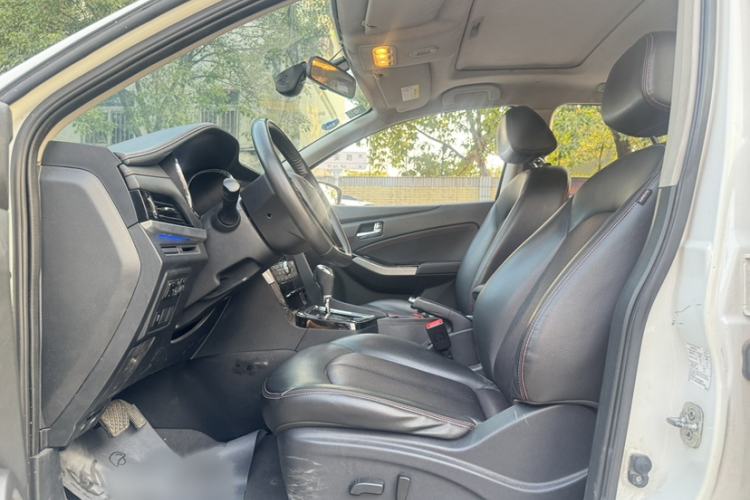 Used Venucia T70 2019 2.0L CVT Enjoy Edition China V Standard