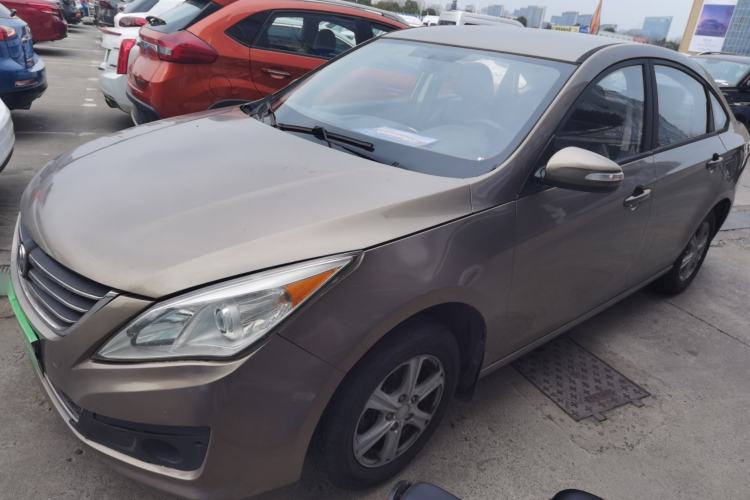 Used FORTHING Joyear S50 2014 1.5L Manual Luxury Model