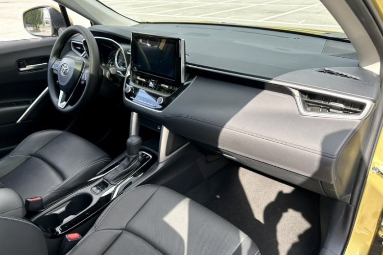 Used Toyota FRONTLANDER 2022 2.0L CVT Luxury PLUS Edition