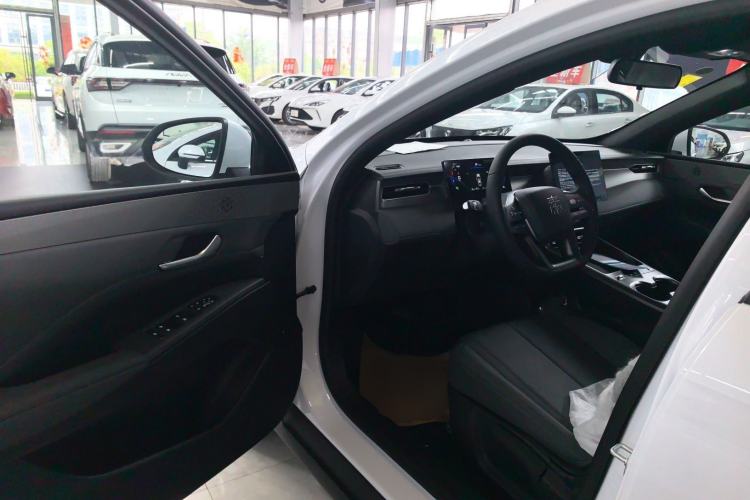 Used BYD Qin PLUS  Driver Seat