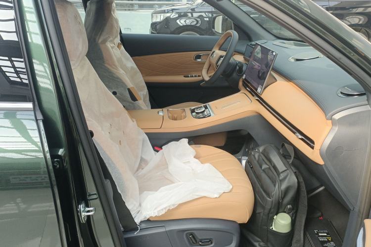 Used Geely Galaxy Galaxy Xingjian 7 EM-i 2025 120km Exploration+ Version