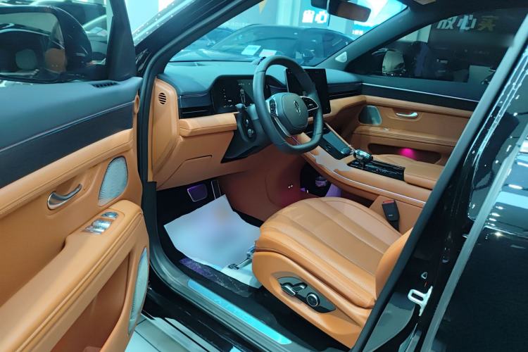 Used Hima AITO M7 2024 1.5T Intelligent Drive Rear-Drive Ultra Version 5 Seats Interior 3