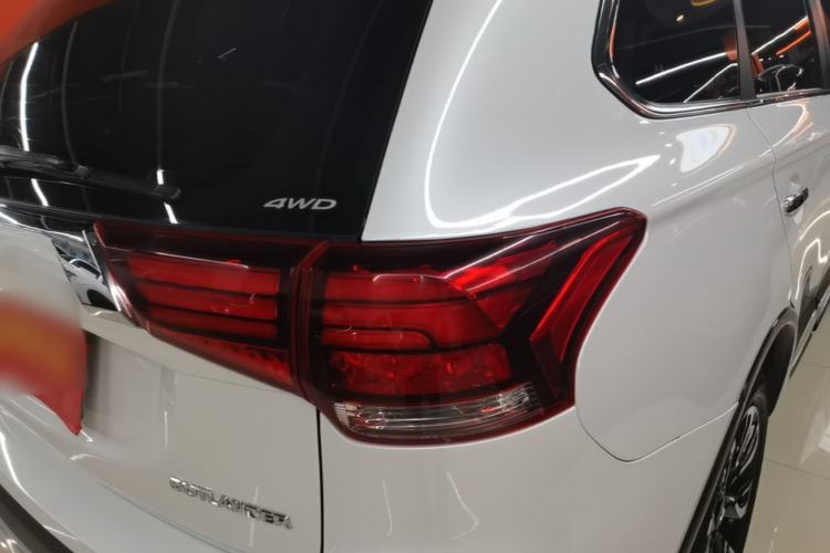 Used Mitsubishi Outlander 2020 2.4L 4x4 Zhi Xiang Edition 5 Seats
