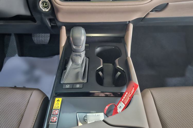 Used Lexus ES 2025 200 Premium Edition
