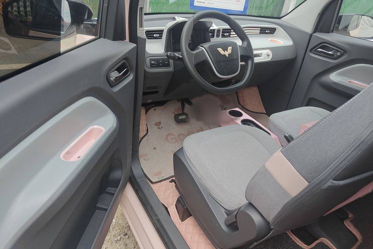 Used Wuling Hongguang MINIEV 2021 Macaron Fashion Model Lithium Iron Phosphate