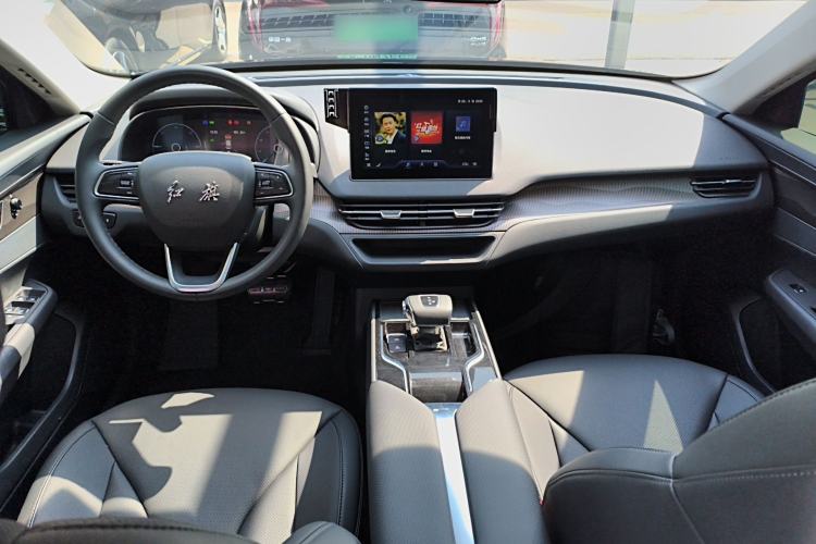 Used Hongqi E-QM5 2021 Online Booking Charging Basic Edition 5 Seats Center Console