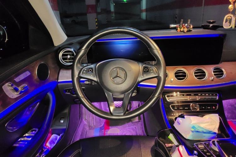 Used Mercedes-Benz E-Class 2016 E 300 L Stylish Model
