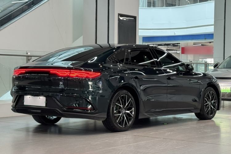 Used BYD Han 2022 EV 610 km All-Wheel-Drive Qianshan Cui Limited Edition Exterior 6